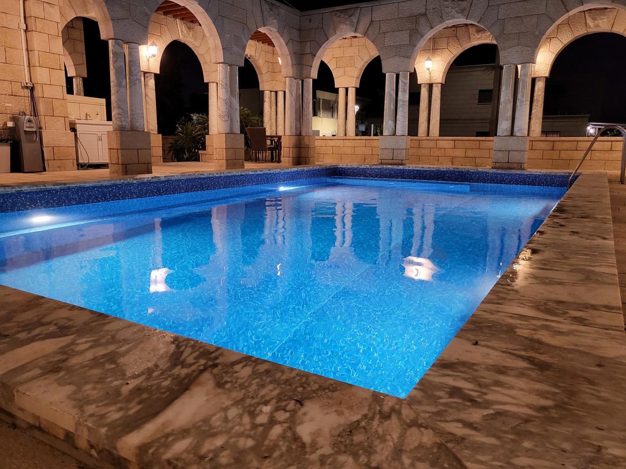 Willa Acre Luxury Castel Zewnętrze zdjęcie